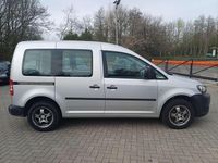 Second-hand VW Caddy 102 CP (75 kW) 2011 Argintiu Monovolum