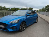 Gebraucht Ford Focus ST-Line 125 PS (91 kW) 2019 Blau Limousine