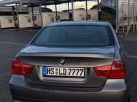 Gebraucht BMW 320 Sport Line 245 PS (180 kW) 2011 Grau Limousine