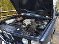 Gebraucht BMW 525 129 PS (94 kW) 1986 Blau Limousine
