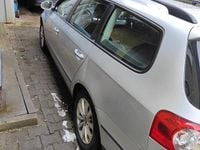 Gebraucht VW Passat 140 PS (102 kW) 2011 Silber Kombi