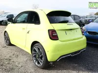 Neu Abarth 500e Turismo 114 kW (155 PS) 2025 Acid green Kleinwagen