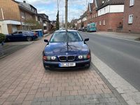 Gebraucht BMW 528 193 PS (141 kW) 1998 Blau Limousine