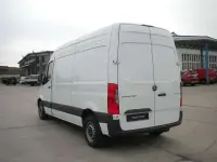 Używany Mercedes Sprinter 150 KM (110 kW) 2024 Biały Van