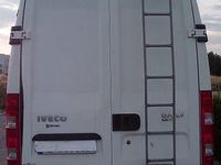 Second-hand Iveco Daily 116 CP (85 kW) 2008 Alb Monovolum