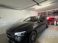 Gebraucht Mercedes C300 AMG 258 PS (189 kW) 2024 Grau Kombi