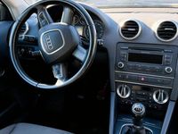 Gebraucht Audi A3 Attraction 105 PS (77 kW) 2010 Schwarz Kleinwagen