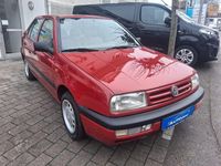 Gebraucht VW Vento 75 PS (55 kW) 1994 Rot Limousine