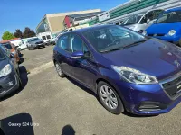 Gebraucht Peugeot 208 Active 82 PS (60 kW) 2016 Blau Kleinwagen