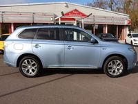 gebraucht Mitsubishi Outlander P-HEV 4WD *Leder+Klimaaut.+Scheckheft*