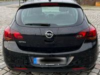 gebraucht Opel Astra Bj. 2010/Automatik/Xenon/Kurvenlicht/Navi/Einparkhilfe