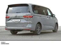Gebraucht VW Multivan Life 150 PS (110 kW) 2026 Grau Van / Kleinbus