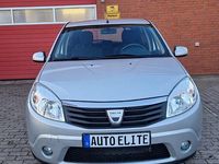 Gebraucht Dacia Sandero 74 PS (54 kW) 2009 Silber Limousine