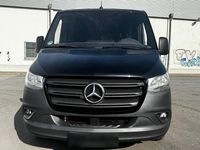 Gebraucht Mercedes Sprinter 150 PS (110 kW) 2023 Schwarz Van