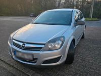 Gebraucht Opel Astra 90 PS (66 kW) 2009 Silber Kleinwagen