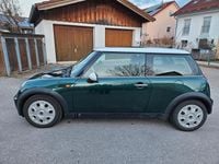 Second-hand Mini Cooper 116 CP (85 kW) 2005 Verde Hatchback
