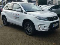 Gebraucht Suzuki Vitara Comfort+ 102 PS (75 kW) 2022 Cool white pearl metallic SUV