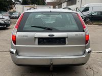 Gebraucht Ford Mondeo Ambiente 145 PS (106 kW) 2002 Silber Limousine