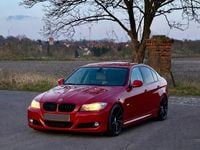 Gebraucht BMW 330 245 PS (180 kW) 2011 Rot Limousine