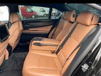 Gebraucht BMW 750L 449 PS (330 kW) 2010 Schwarz Limousine