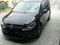 Gebraucht VW Touran Style 140 PS (102 kW) 2012 Schwarz metallic Van / Kleinbus