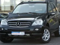 Gebraucht Mercedes ML320 224 PS (164 kW) 2008 Obsidianschwarz metallic (metallic) SUV