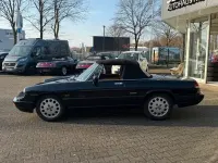 Gebraucht Alfa Romeo Spider 120 PS (88 kW) 1992 Schwarz Cabrio