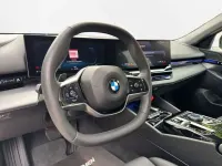 Gebraucht BMW 520 Sport Line 197 PS (144 kW) 2024 Weiß Kombi