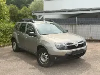 Używany Dacia Duster Lauréate 110 KM (80 kW) 2010 Złoty SUV