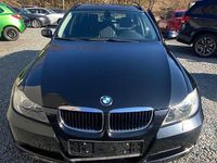 Gebraucht BMW 320 Comfort Edition 177 PS (130 kW) 2008 Schwarz Kombi