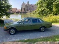 Gebraucht Mercedes 240 72 PS (52 kW) 1987 Grün Limousine