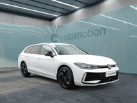 Gebraucht VW Passat Style 150 PS (110 kW) 2024 Weiß Van / Kleinbus