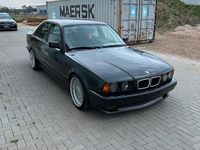 Gebraucht BMW 525 192 PS (141 kW) 1992 Schwarz Limousine