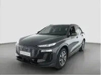 Gebraucht Audi Q6 e-tron 225 kW (306 PS) 2025 Grau (magnetgrau) SUV