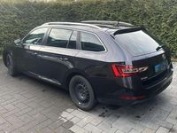 Gebraucht Skoda Superb Style 190 PS (139 kW) 2017 Schwarz Kombi