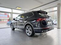 Gebraucht VW Tiguan Allspace R-line 200 PS (147 kW) 2021 Deep black perleffekt SUV