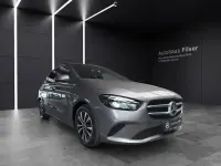 Gebraucht Mercedes B180 Style 136 PS (100 kW) 2021 Grau Kleinwagen