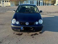 Gebraucht VW Polo Basis 64 PS (47 kW) 2004 Blau Kleinwagen