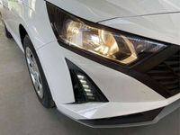 gebraucht Hyundai i20 COMFORT PLUS KLIMAAUTOMATIK PDC RFK LICHT/REGEN...