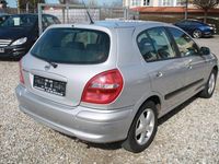 Gebraucht Nissan Almera 114 PS (83 kW) 2000 Silber Limousine