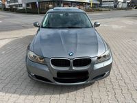 gebraucht BMW 318 3er i Limousine/Automatik/Xenon/Navi/Schiebedach/Leder/
