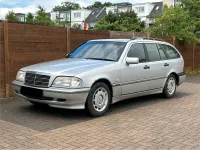 Gebraucht Mercedes C180 122 PS (89 kW) 2000 Silber Kombi