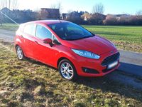 Gebraucht Ford Fiesta SYNC Edition 80 PS (58 kW) 2015 Rot Limousine