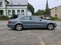 Gebraucht Mercedes E200 163 PS (119 kW) 2005 Andere farben Limousine