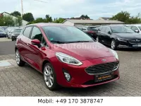 Gebraucht Ford Fiesta Titanium 101 PS (74 kW) 2018 Rot Kleinwagen