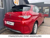 Gebraucht Citroën C4 SELECTION 95 PS (69 kW) 2013 Rot Limousine