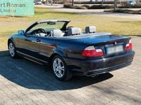 Gebraucht BMW 320 Cabriolet 170 PS (125 kW) 2001 Blau Cabrio