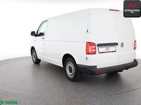 Gebraucht VW Transporter 102 PS (75 kW) 2019 Candyweiß Van