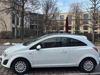 Usata Opel Corsa Edition 69 CV (50 kW) 2012 Bianco Utilitaria