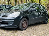 Gebraucht Renault Clio II 75 PS (55 kW) 2007 Schwarz Kleinwagen
